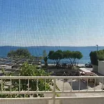Apartment A1 Za 6 Osoba S Pogledom Sa Dva Balkona Na I Otoke Kastela