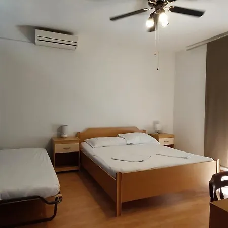 A1 Za 6 Osoba S Pogledom Sa Dva Balkona Na I Otoke
