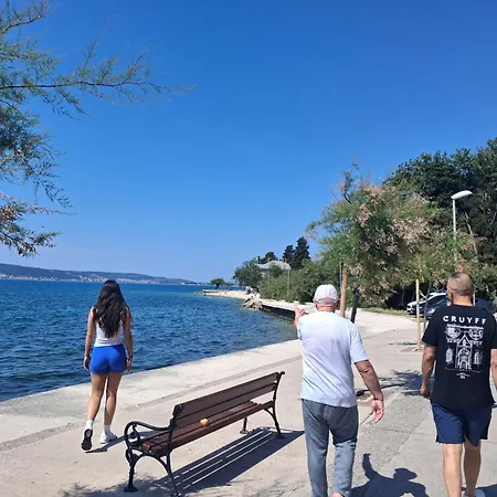شقة A1 Za 6 Osoba S Pogledom Sa Dva Balkona Na I Otoke