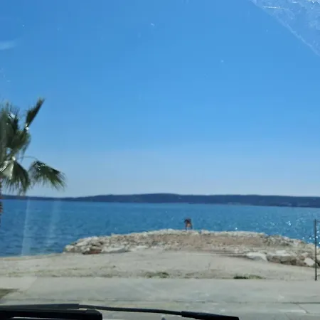 A1 Za 6 Osoba S Pogledom Sa Dva Balkona Na I Otoke Kaštela