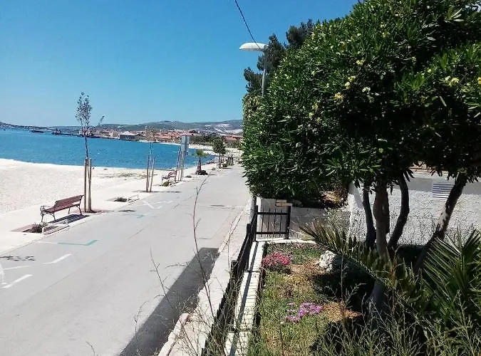 Apartmán Smjestaj L Za Rad, Odmor, Grupe I Pojedince *