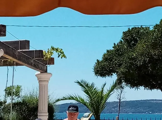 Apartmán Smjestaj L Za Rad, Odmor, Grupe I Pojedince