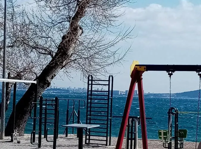 Apartmán Smjestaj L Za Rad, Odmor, Grupe I Pojedince *