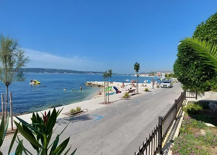 Smjestaj L Za Rad, Odmor, Grupe I Pojedince Apartmán *